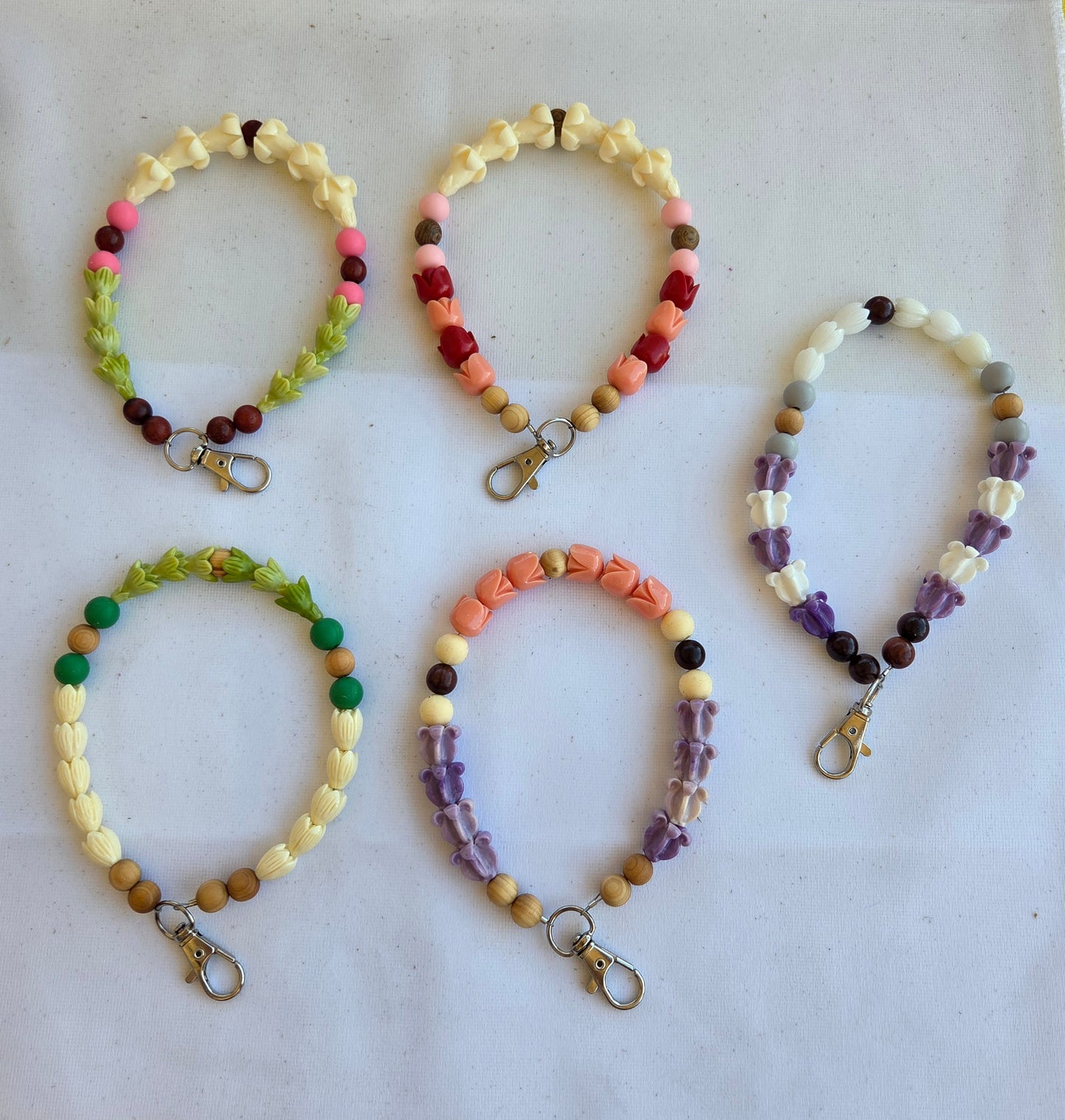 Lei Wristlet