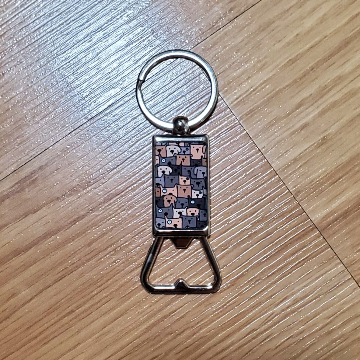 Bottle opener, Dog Crowd design