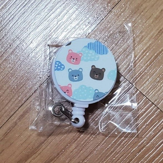 Badge reel, Bear Clouds design