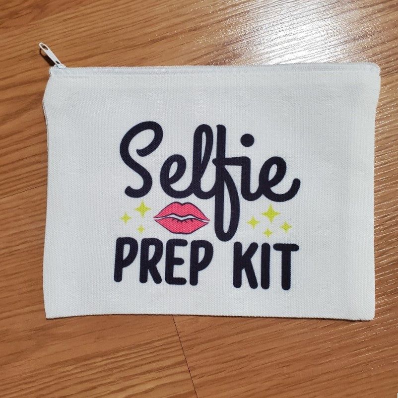 Zippered pouch, Selfie Prep design